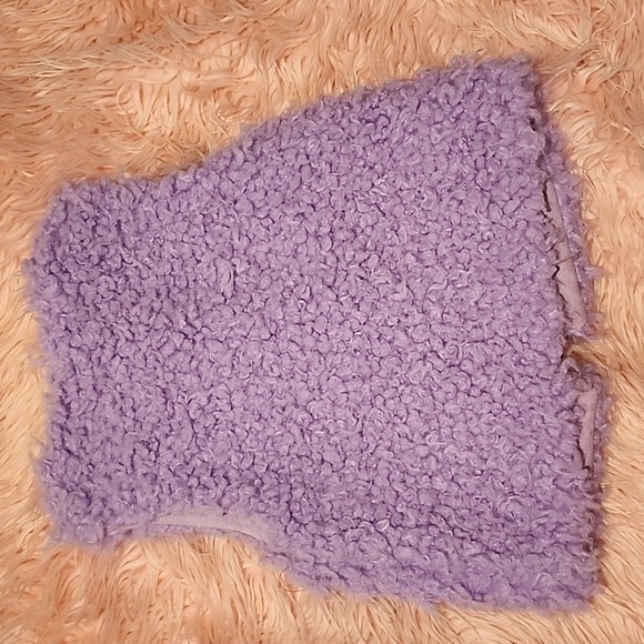 Faux fur vest by Cat & Jack Size L - Picture 2 of 6